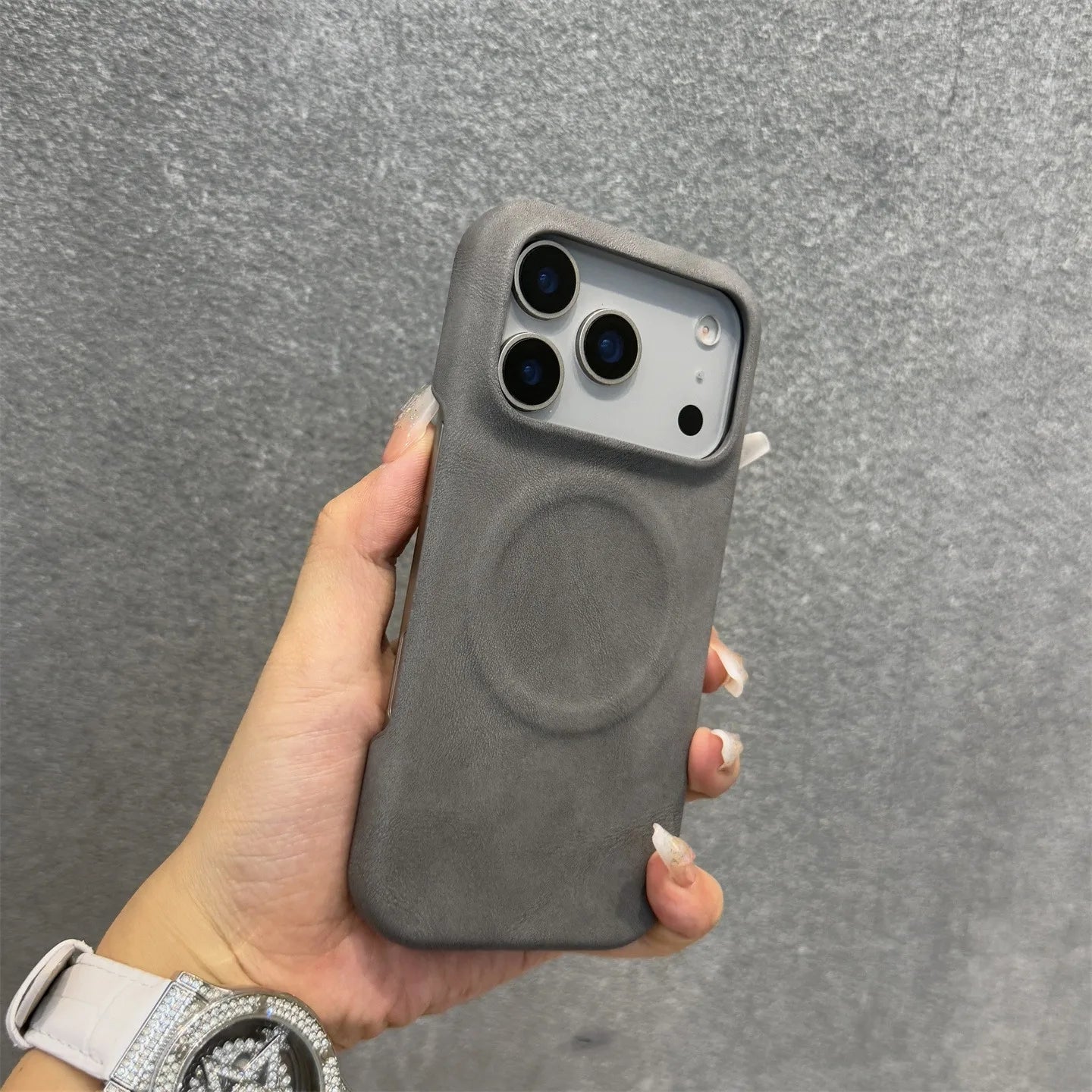 Apple iPhone Luxury Sheepskin Feel Leather Magsafe Case