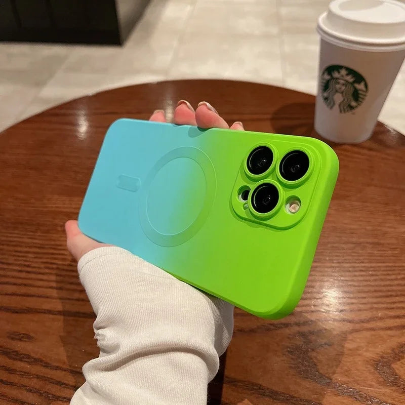 Apple iPhone Gradient Pattern Magsafe Case