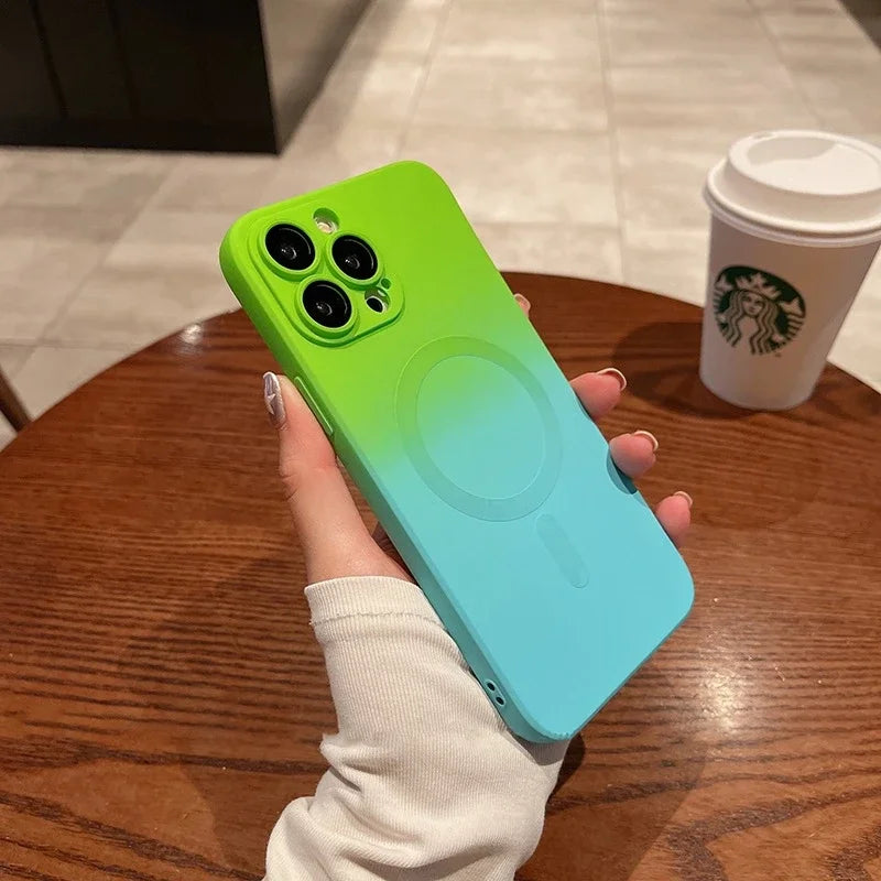 Apple iPhone Gradient Pattern Magsafe Case