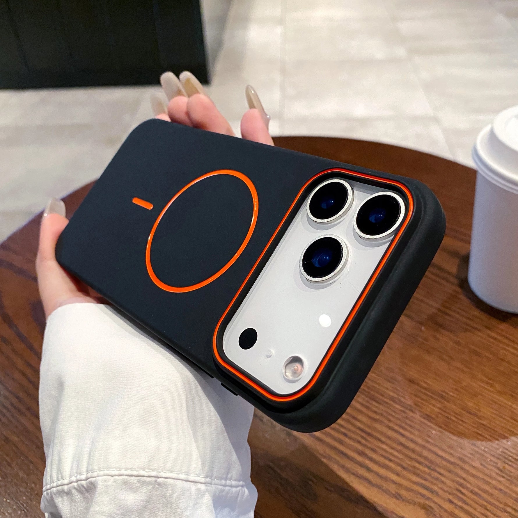 Apple iPhone Soft Matte Magsafe Case