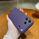 Apple iPhone - Liquid Silicone Magsafe Case