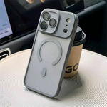 Apple iPhone - MagSafe Case with Lens Protector