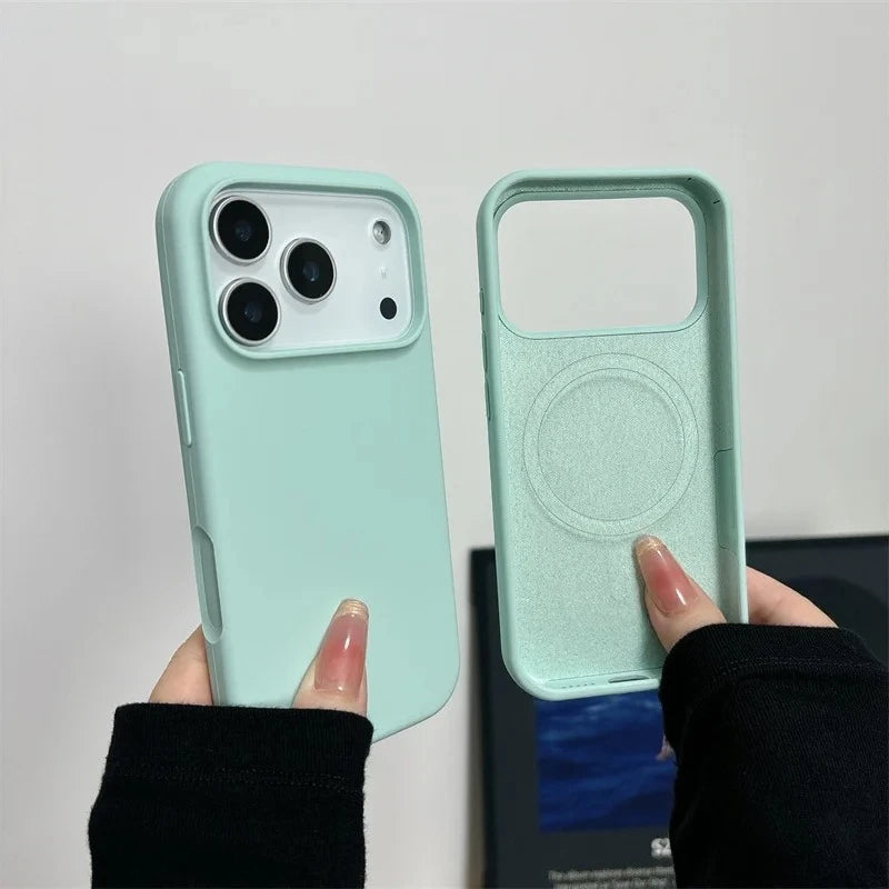 Apple iPhone - Premium Magnetic Liquid Silicone Case