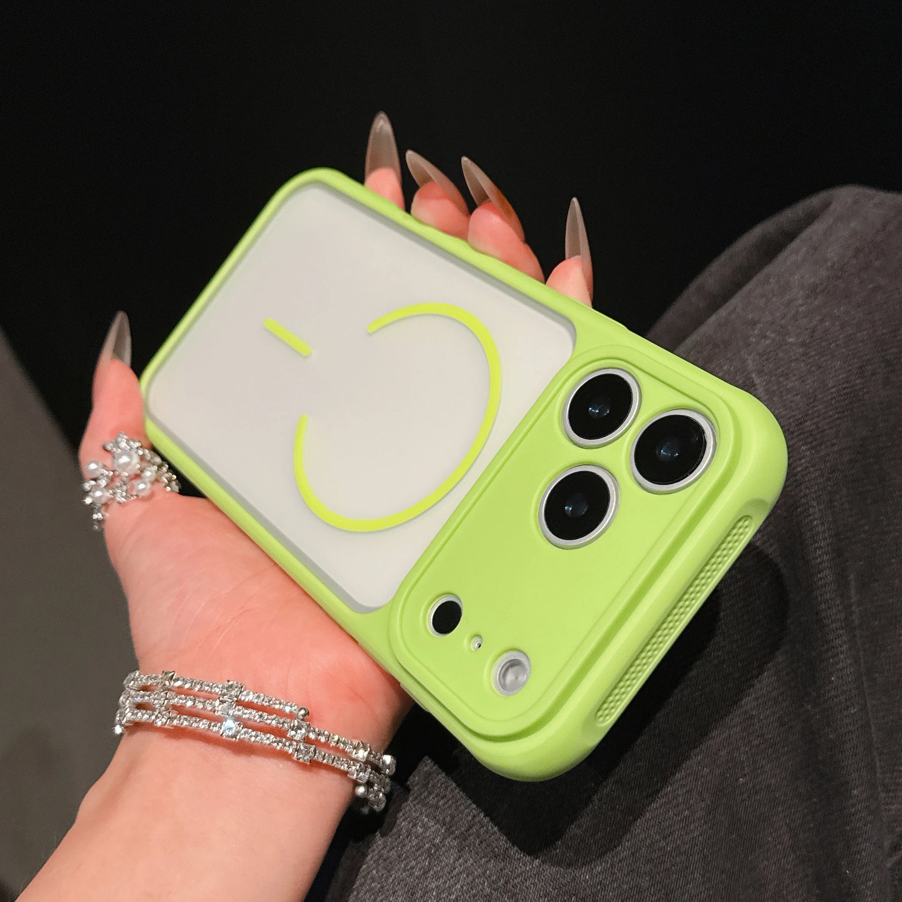 Apple iPhone - Rugged Matte MagSafe Case