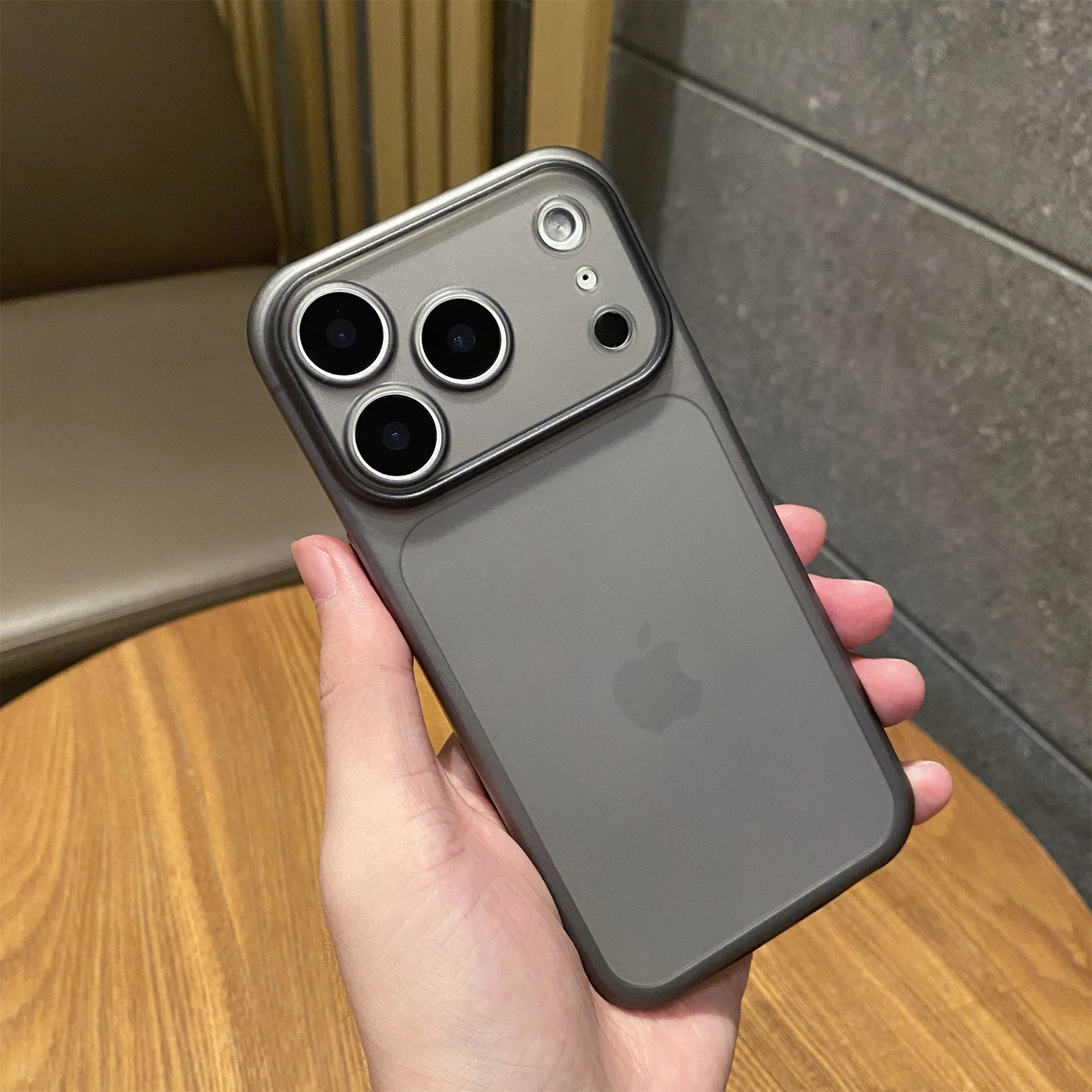 Apple iPhone - Ultra Thin Frosted Case Matte Finish Core