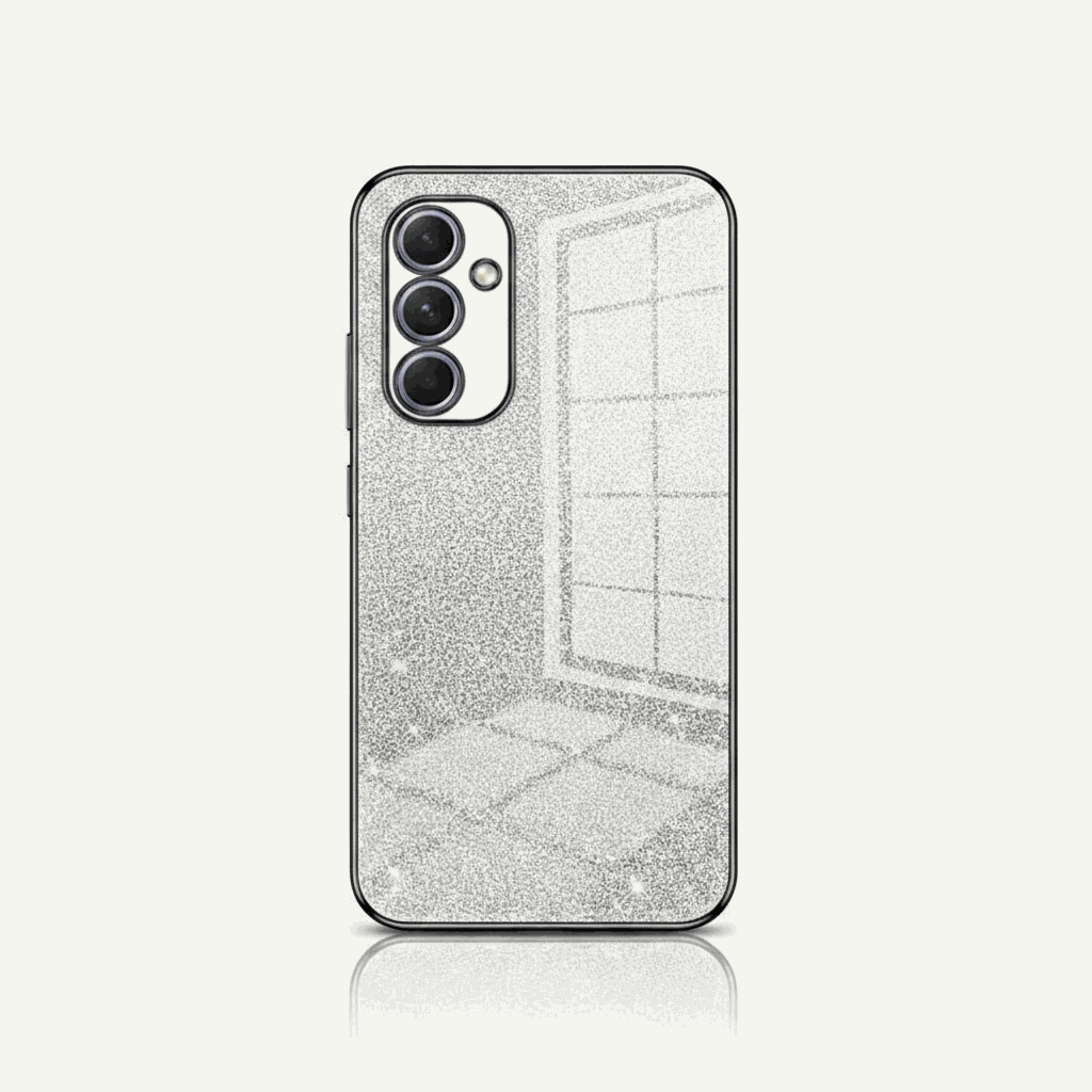 Samsung Galaxy - Glitter Case in silver with a dense sparkling finish, black edges and a raised triple-camera bezel.